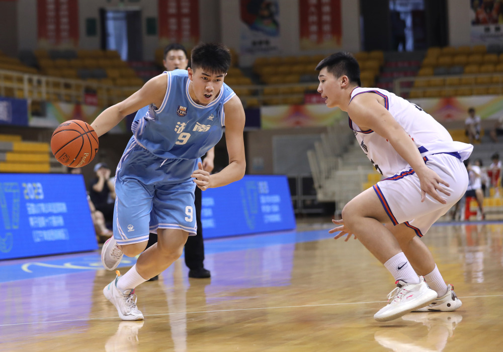 杏彩体育官方入口-湖南篮球队在比赛中实现胜利(湖南篮球队在比赛中实现胜利的是谁)