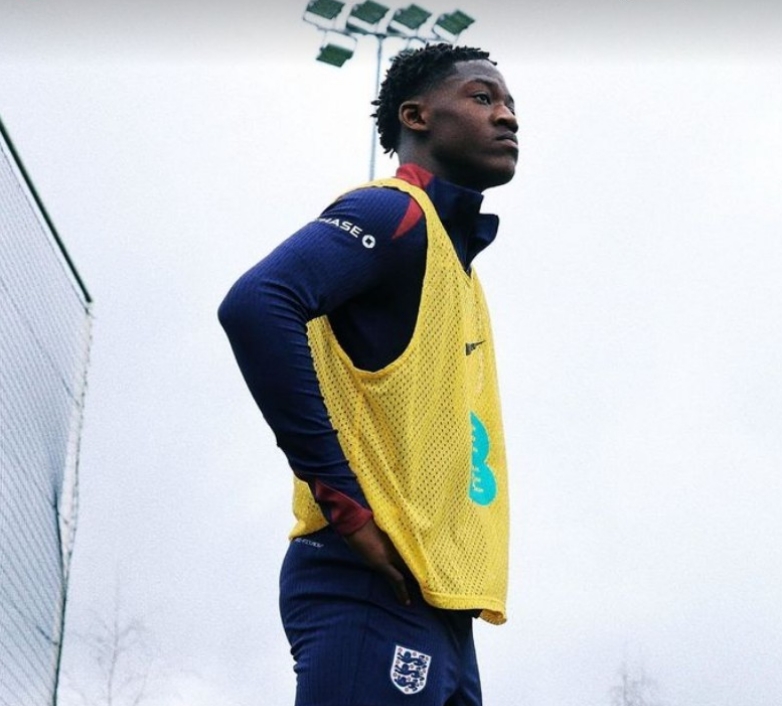 杏彩体育地址-阿森纳战平南安普顿，奥巴梅扬建功(阿森纳首发新援门将迎首秀 奥巴梅扬继续)