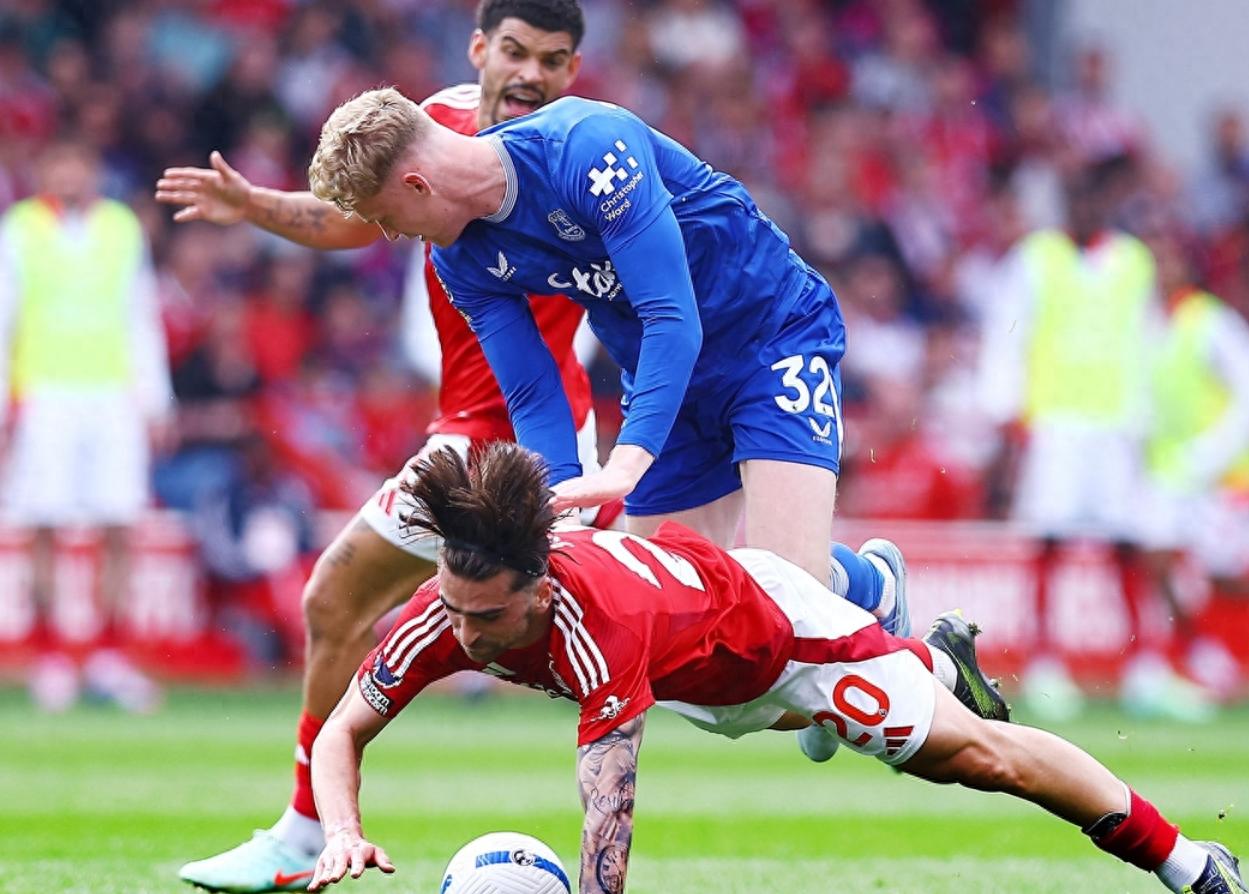 杏彩体育官网入口-包含埃弗顿客场不敌西汉姆联，遭遇两连败的词条