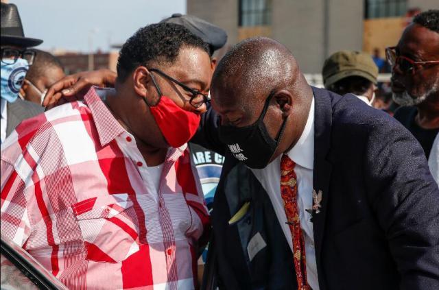 NBA球员海外旅行遭遇突发事件,披露经过(海外篮球运动员) NBA球员海外旅行遭遇突发事件,披露经过(海外篮球运动员)