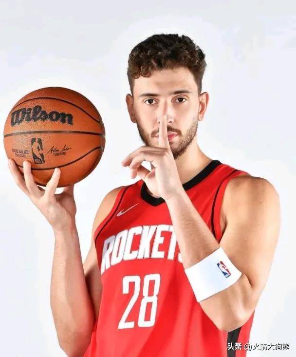 关于鹿岛鹿角防守体系调整，力求守住关键战局的信息