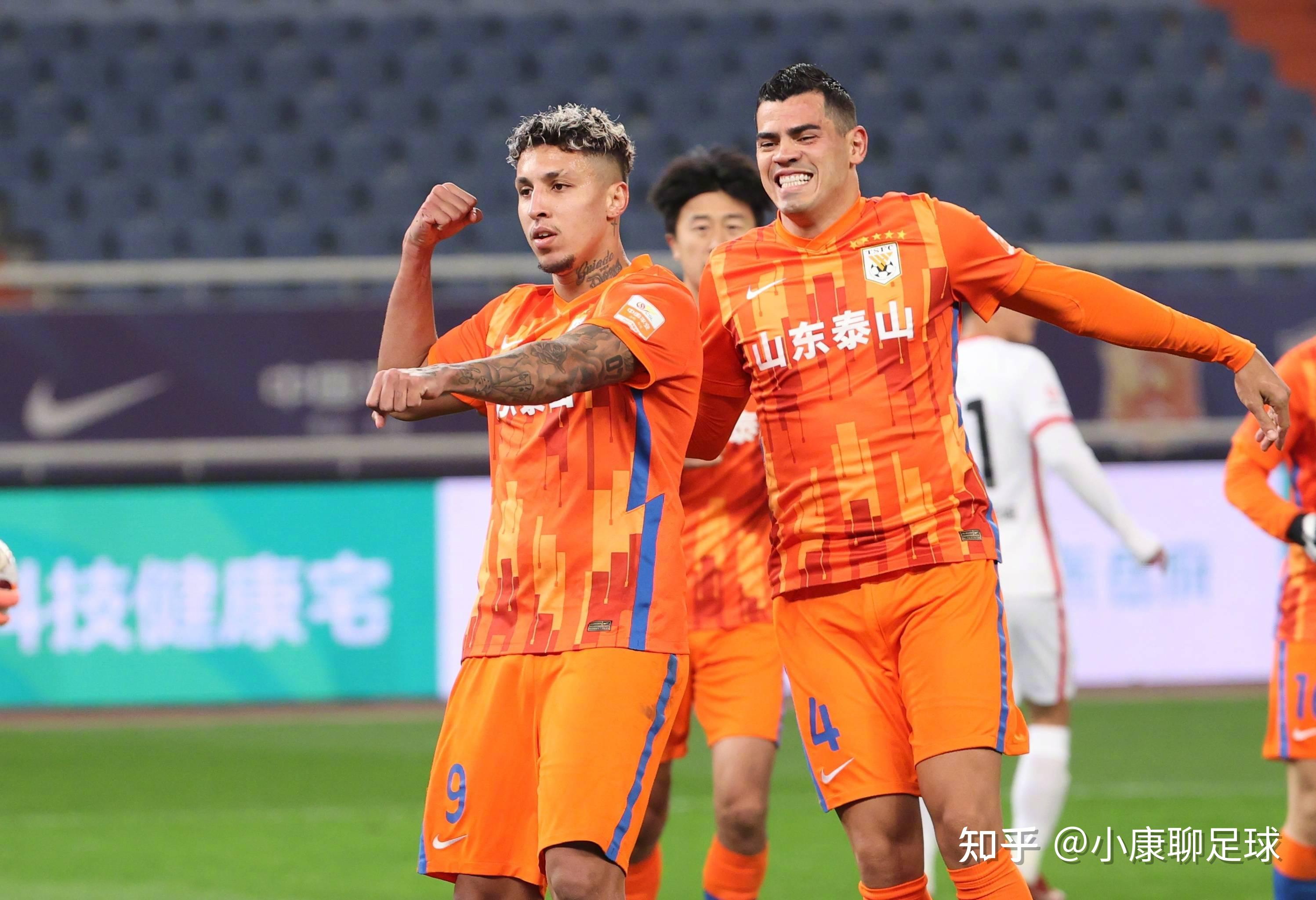 包含山东泰山在中超中打出团战，被誉为观众齐声高喊的词条
