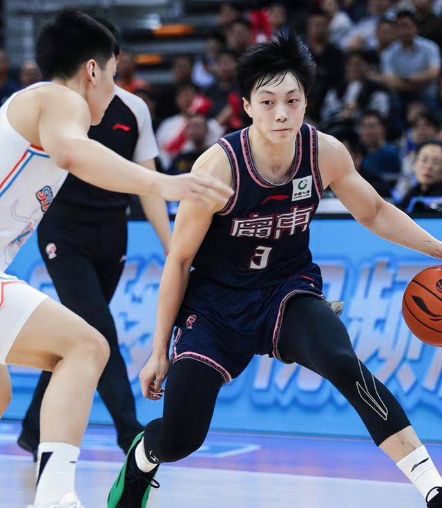 东亚球队在国际比赛中崭露头角 东亚球队在国际比赛中崭露头角