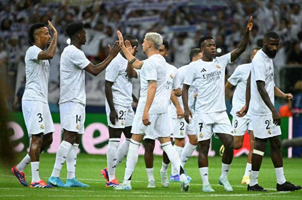 关于皇马前锋破门频频，球队冲击顶级联赛的信息