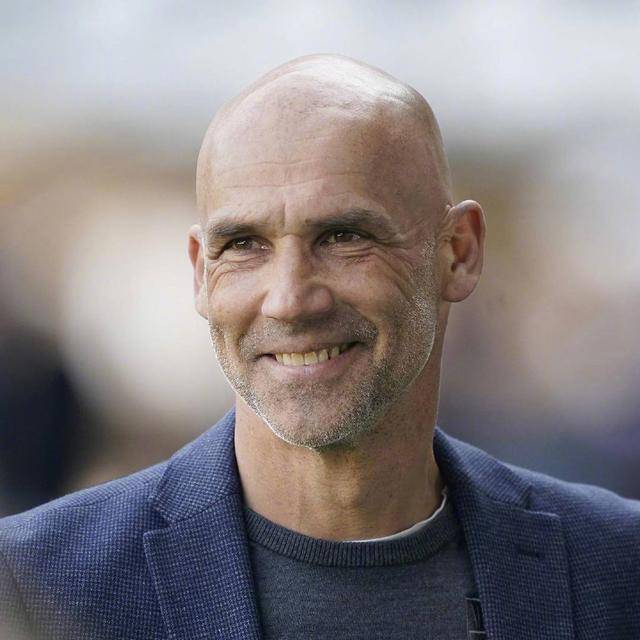 杏彩体育入口-包含波鸿俱乐部管理层动荡，教练团队或将重组的词条