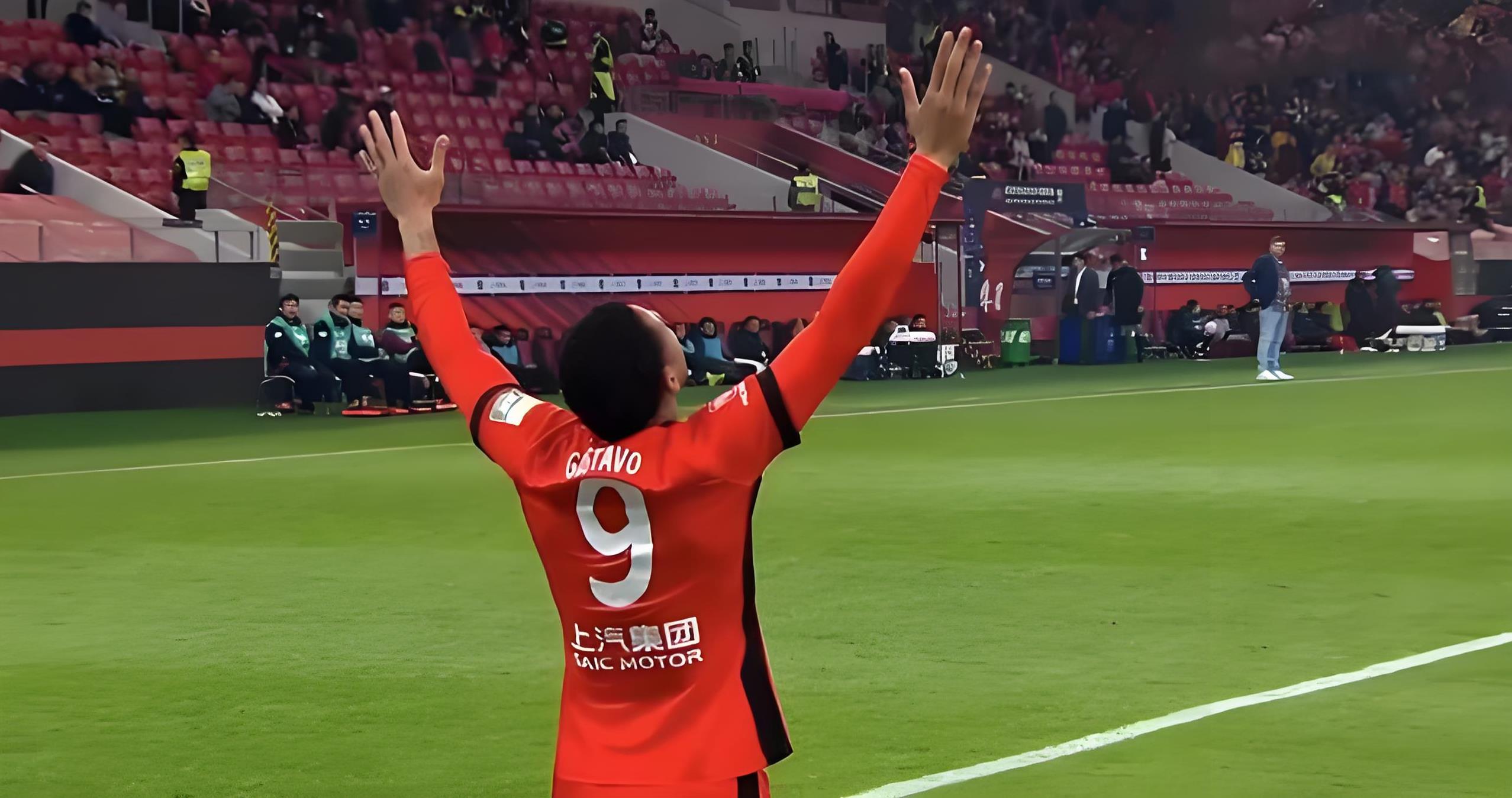 上港客场击败申花,实力不容忽视 上港客场击败申花,实力不容忽视