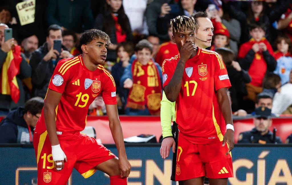 杏彩体育app-欧国联比赛惊险战况揭晓最终结果