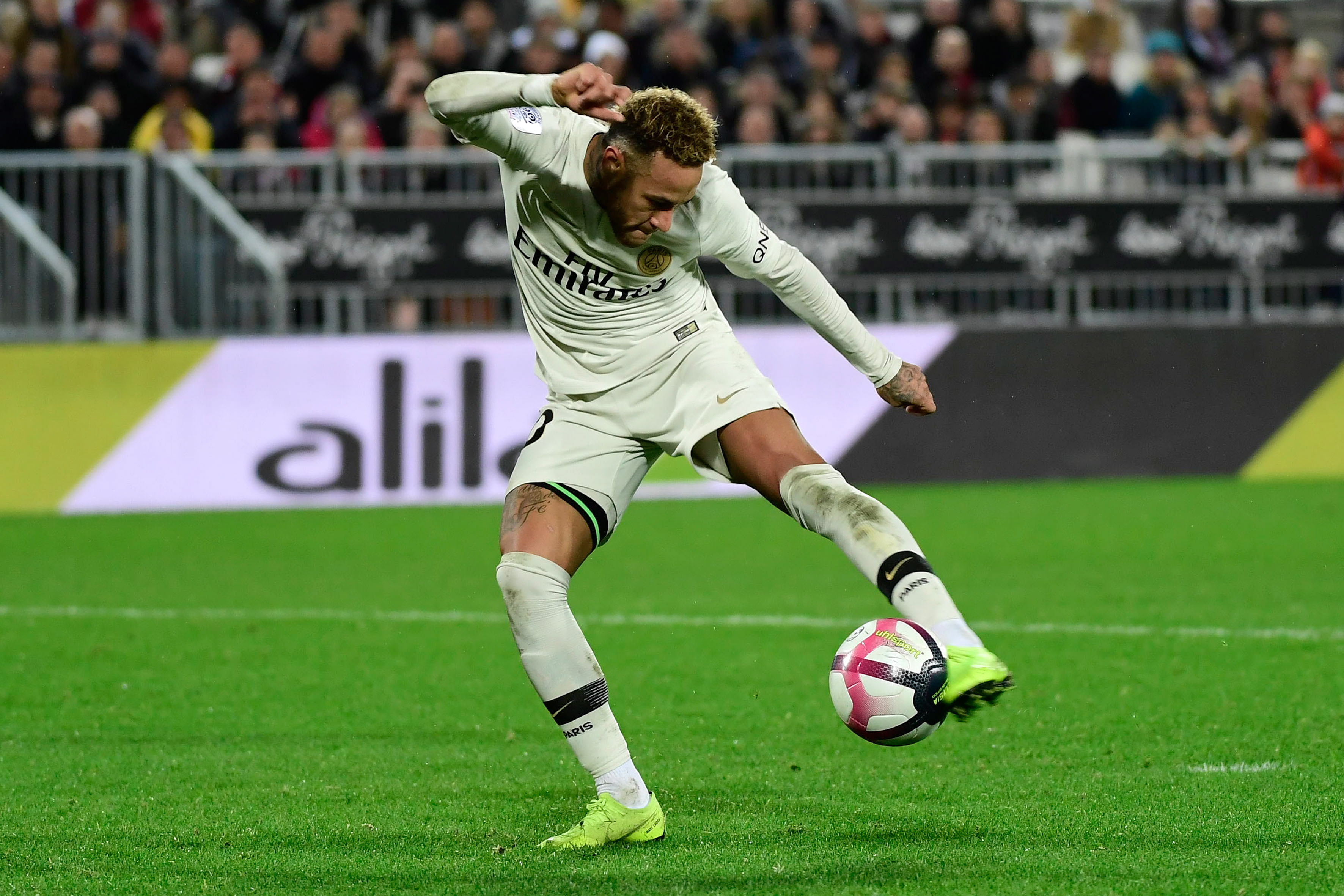 杏彩体育官网入口-关于巴黎FC战平对手，展现出不屈不挠和实力的信息